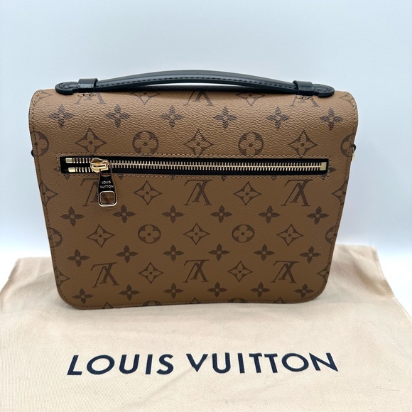 Louis Vuitton Pochette Metis Monogram Reverse Bag - Picture 11 of 16